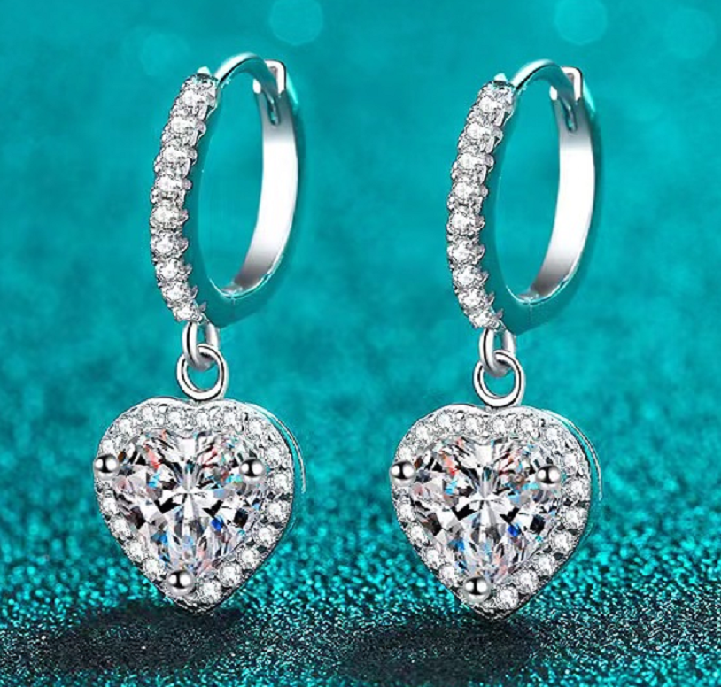【ZHOYA】CUTE HEART-shape s925 sliver moissanite earrings