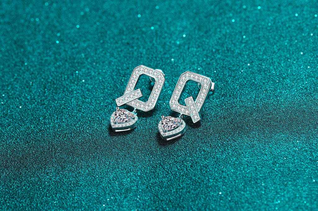 【ZHOYA】925 Sterling Silver Q Letter Ear studs Moissanite pt950 gold plated
